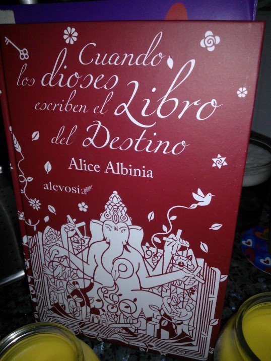 cuando_los_dioses_escriben_el_libro_del_destino