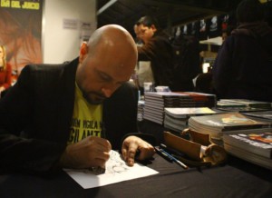 Jordi Bayarri en pleno proceso de dibujo (foto de Sven Bala)